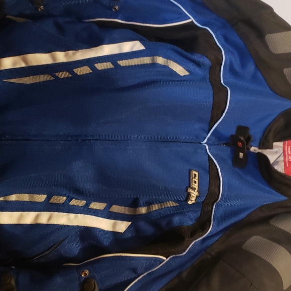 Motorcycle jacket - Picture 3 of 7